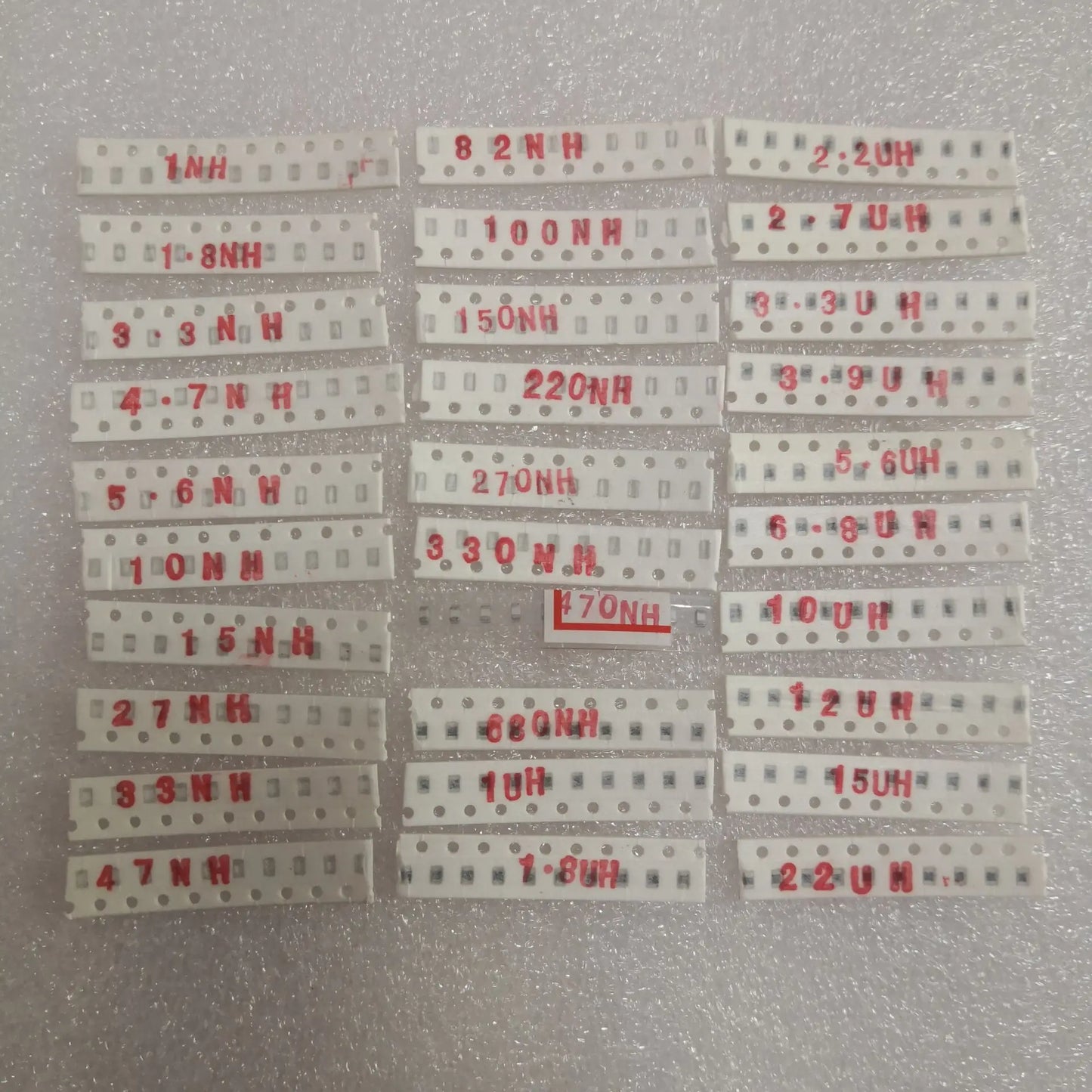 Kit Surtido Inductores SMD 0805 - 30 Valores (1nH a 22uH) x 10 Unidades (Total 300 Piezas)