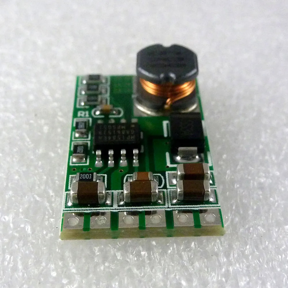 Módulo Convertidor Buck DC-DC 3.5A 4.5V-27V a 3V-12V Step-Down Regulador Voltaje