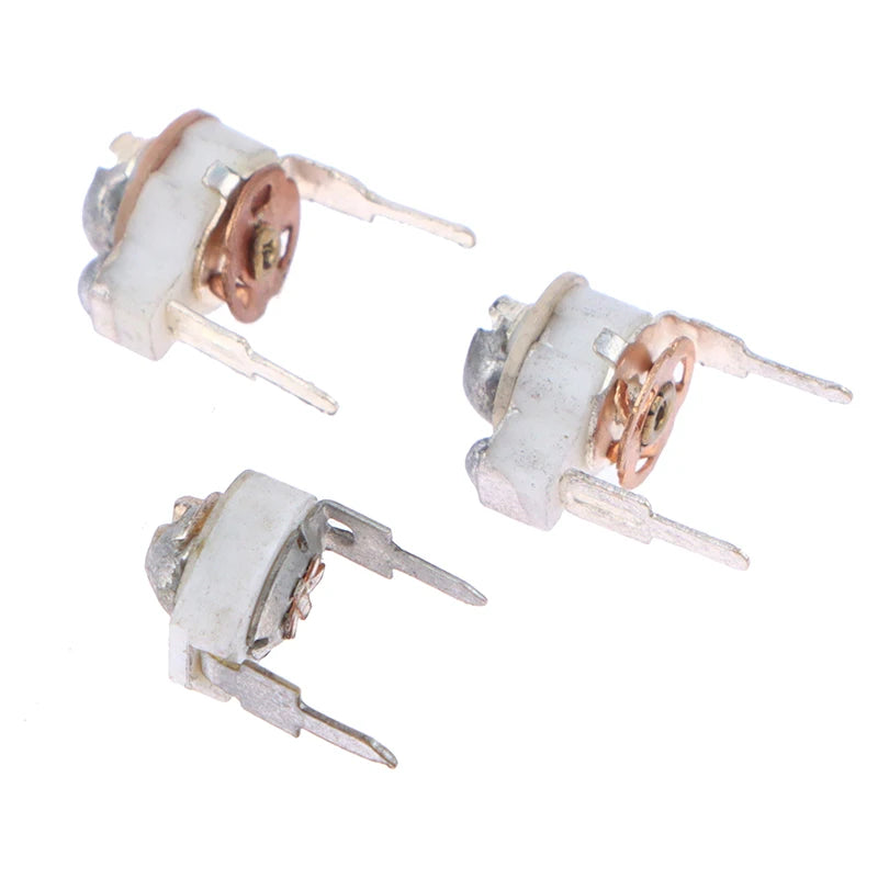 Capacitor Cerámico Variable Trimmer 5mm Ajustable (3pF-30pF) - Pack 5 Unidades (Valores Surtidos)