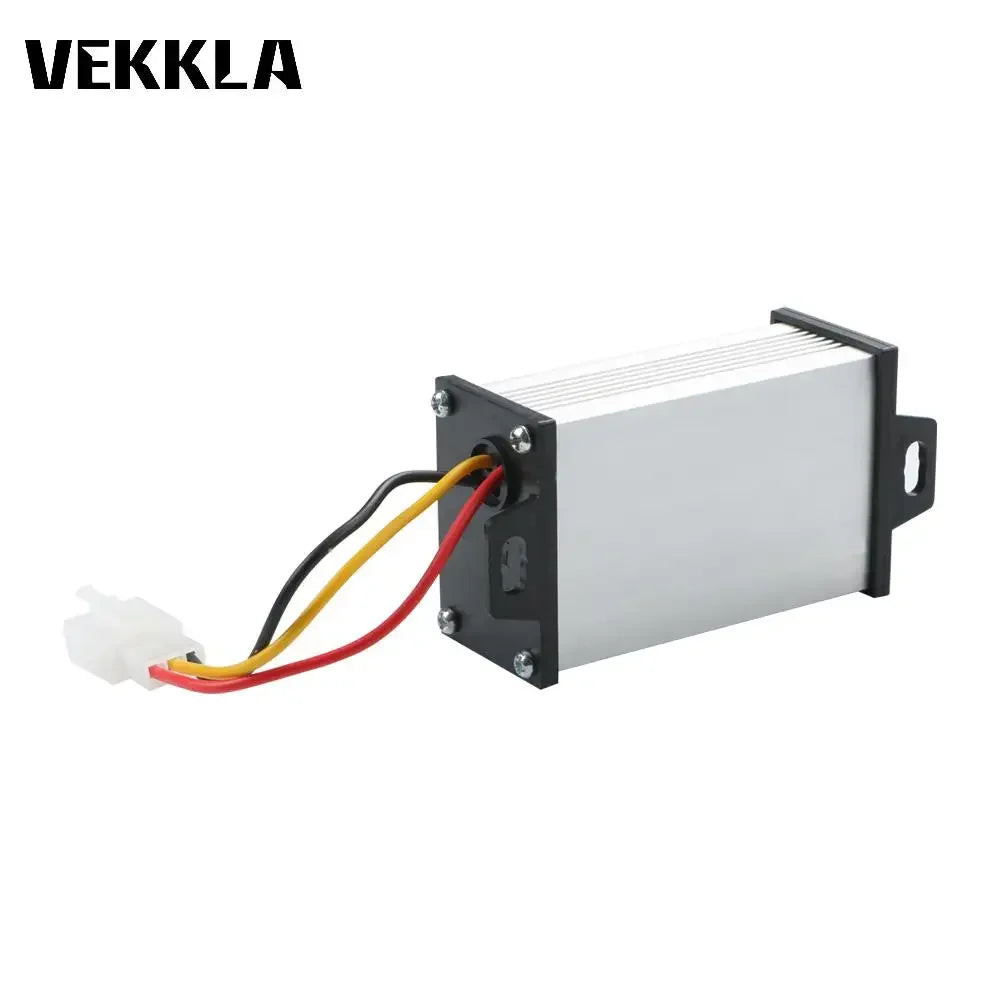 Convertidor Step-Down DC 36V-72V a 12V 10A Buck Módulo Regulador Voltaje para Vehículo Eléctrico