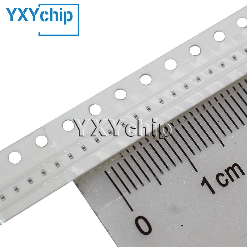 Capacitor Cerámico Multicapa Chip SMD 0201 (1uF 105M, 6.3V-35V, X5R 20%) - Pack 100 Unidades