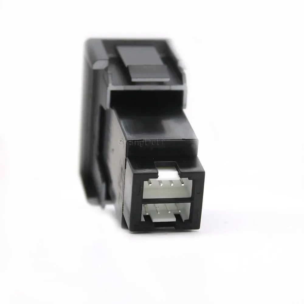 Cargador Auto Rápido USB-C PD + USB-A Socket Interfaz para Suzuki SX4/Swift/Vitara/Alto/Ciaz/Splash