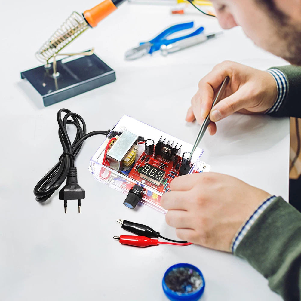 Kit DIY Regulador Voltaje Ajustable LM317 Fuente Alimentación DC