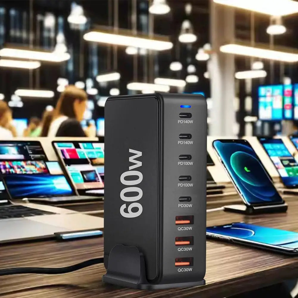 Cargador Escritorio GaN 600W PD3.1 Multifunción 28V/5A USB-C Adaptador US/EU/UK/AU Ahorro Energía