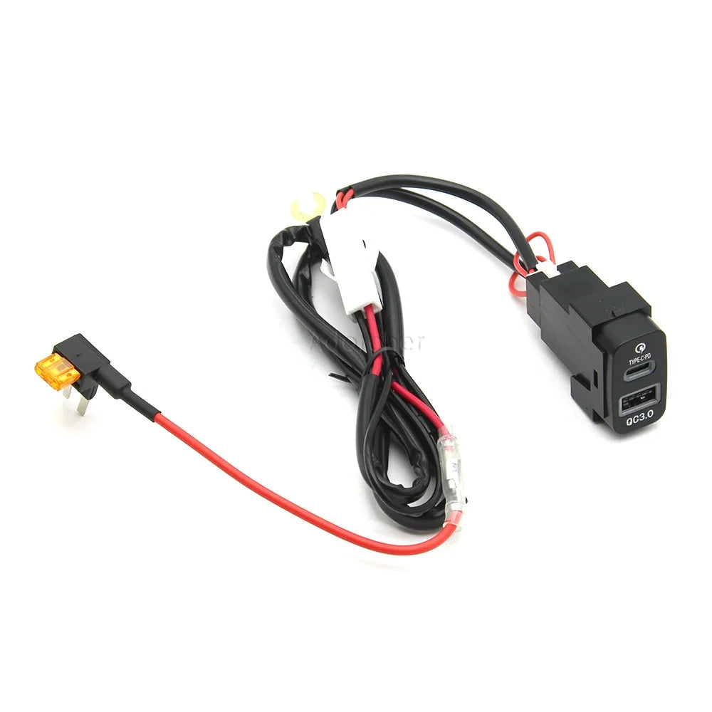 Cargador Auto Rápido USB-C PD + USB-A Socket Interfaz para Mitsubishi Outlander/Lancer/Pajero/ASX/V73/V93/V97 (1pc)