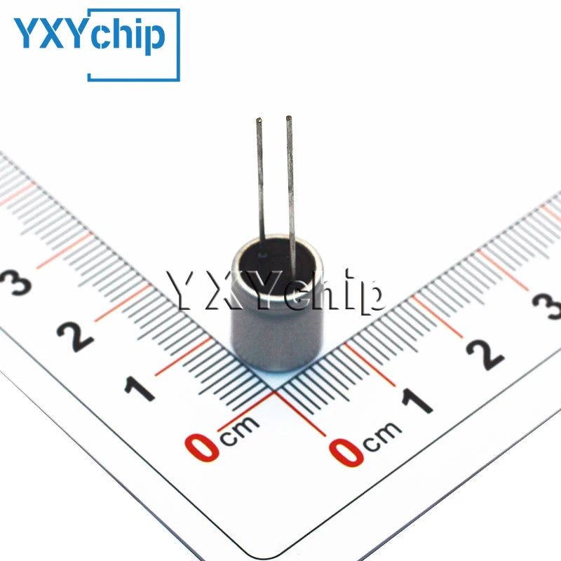 Capacitor Sólido Polímero (4.7uF-2200uF, 10V-100V) - Pack 10 Unidades (Valores Surtidos)