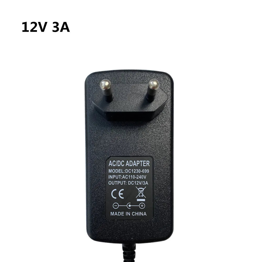 Adaptador Fuente Alimentación Universal AC 110-240V a DC 12V 1A/2A/3A Cargador EU/US para Tira LED/TV