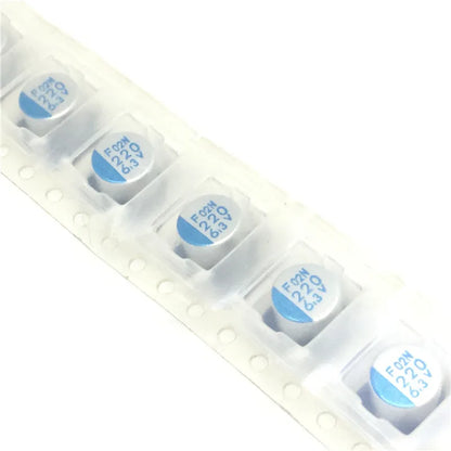 Capacitor Electrolítico Aluminio SMD (220uF, 6.3V, 6x5mm) - Pack 20 Unidades