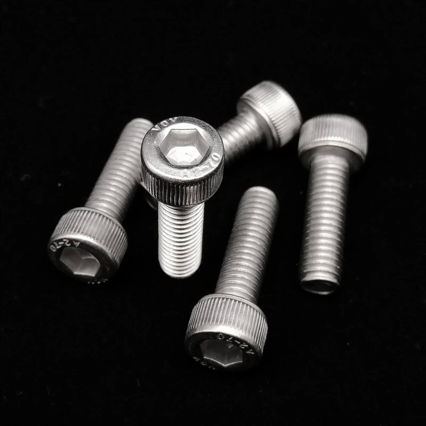 Kit Surtido Tornillos/Pernos/Tuercas Cabeza Hexagonal Acero Inoxidable 304 (M1.6/M2/M2.5/M3/M4/M5) (Total 400/650/1140/2100 Piezas)