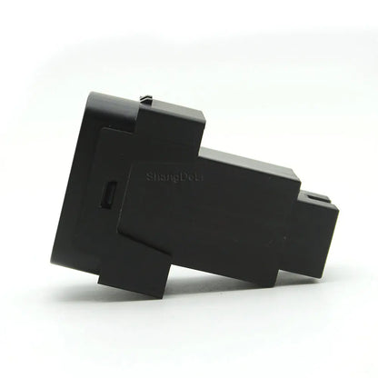 Cargador Auto Rápido USB-C PD + USB-A Socket Interfaz para Mitsubishi Outlander/Lancer/Pajero/ASX/V73/V93/V97