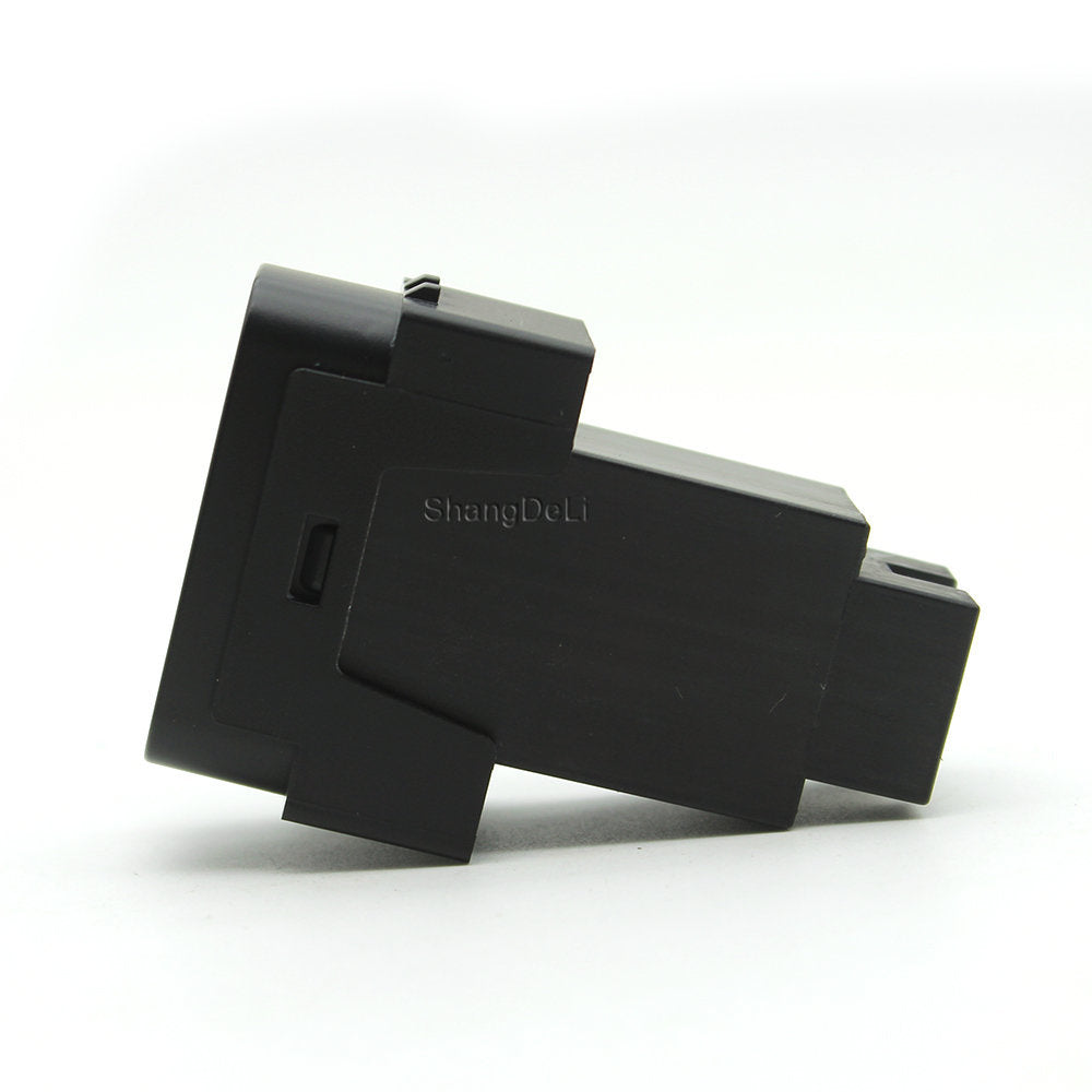 Cargador Auto Rápido USB-C PD + USB-A Socket Interfaz para Mitsubishi Outlander/Lancer/Pajero/ASX/V73/V93/V97