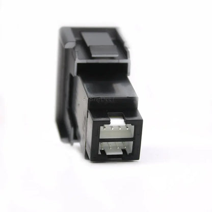 Cargador Auto Rápido USB-C PD + USB-A Socket Interfaz para Suzuki SX4/Swift/Vitara/Alto/Ciaz/Splash